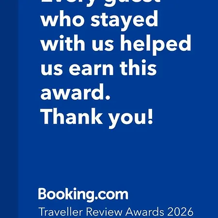 Centro Zona Artistica منزل للإقامة